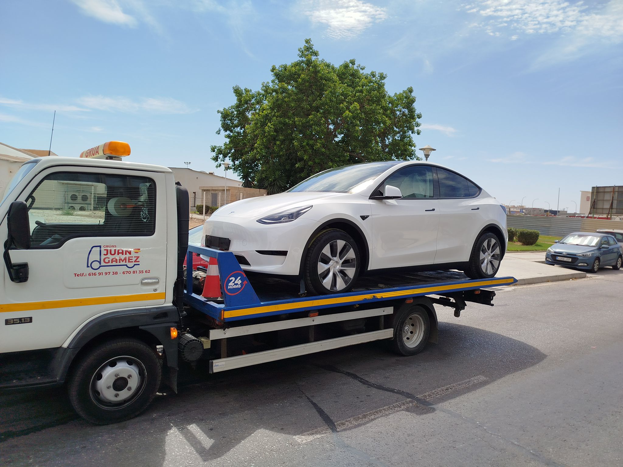 Compramos vehículos para desguace en Málaga
